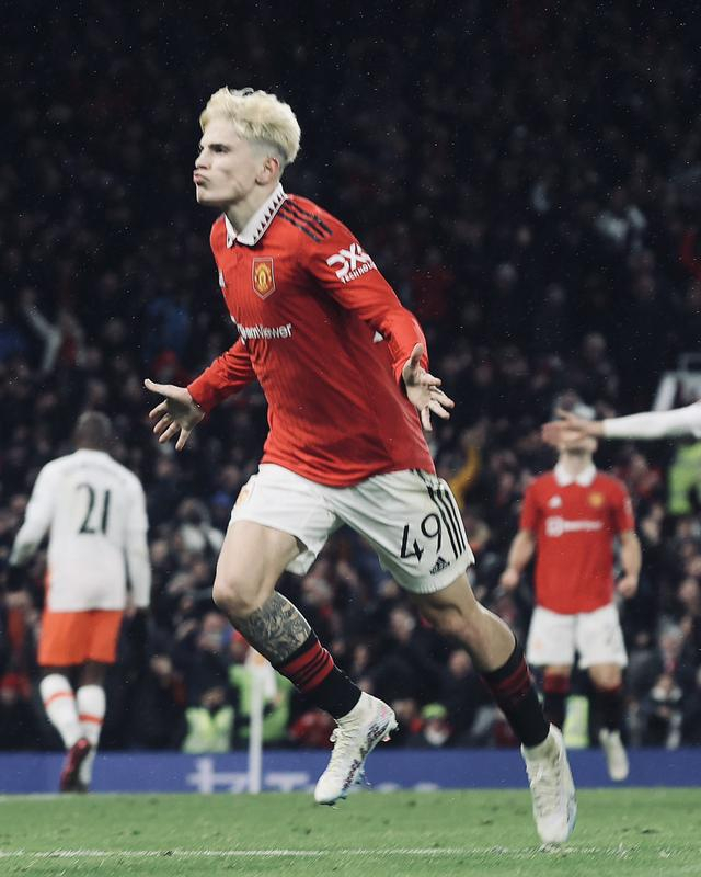 今夜足总杯焦点战，浙江队绝杀压哨，信心回归，临场指挥获称赞的简单介绍