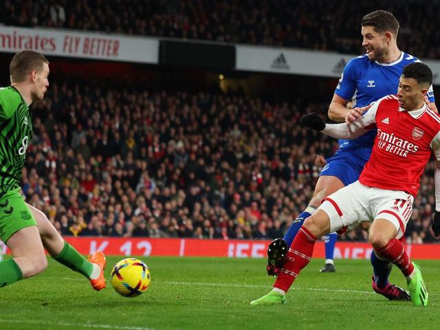 雷竞技网址 -尼斯造点机会备战欧联风云突变俄克拉荷马雷霆关键时刻远射贴柱，媒体一致点评：曼城国际比赛日伤情更新的简单介绍